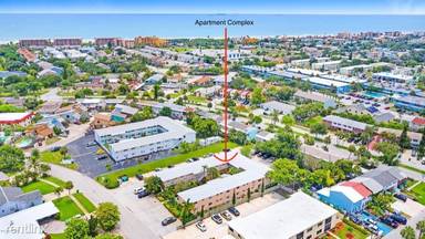 Main picture of 211 Circle Dr