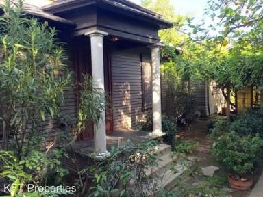 Main picture of 1752 Garfield Pl