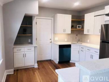 Main picture of 48 Melrose Ave