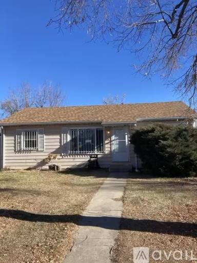 Main picture of 2340 Elmira St