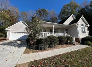 Main picture of 118 Carters Ridge Rd
