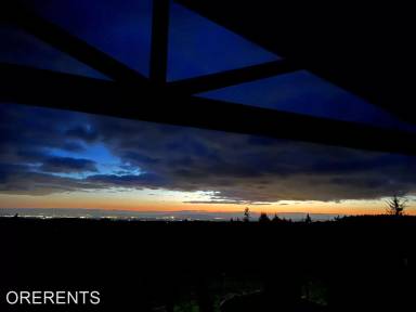 Main picture of 2760 Hollywood Dr NE