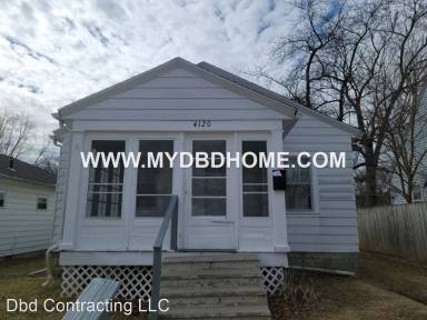 Main picture of 4120 Monroe St