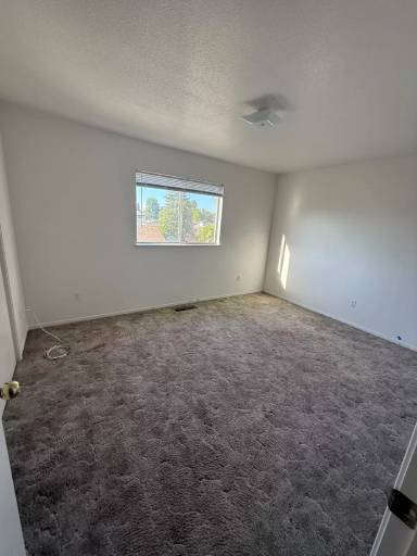 Main picture of 3402 Roanoke Ct