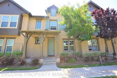 Main picture of 363 Feather River Pl