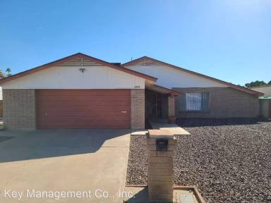 Main picture of 4615 W Morten Ave
