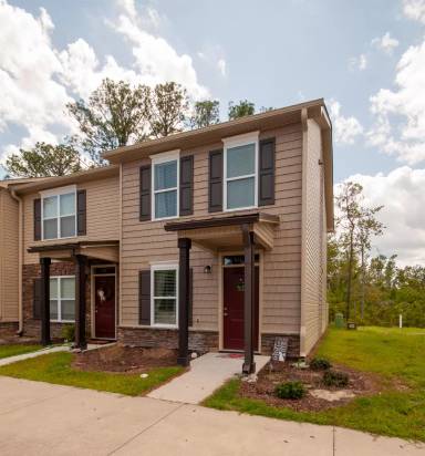 Main picture of 401 Sullivan Loop Rd