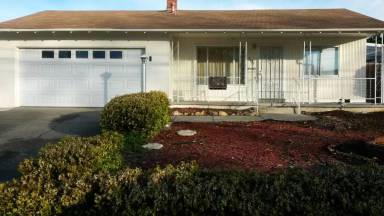 Main picture of 3628 Georgia St