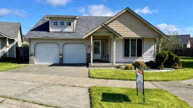Main picture of 16657 Rainier View Dr SE