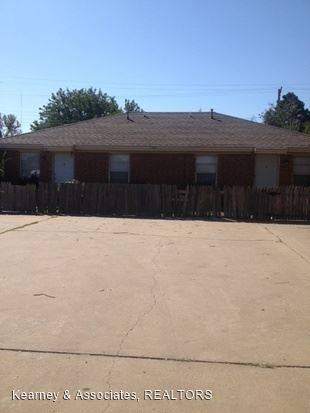 Main picture of 2107 S Loop 289