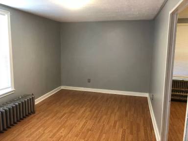 Main picture of 152 3rd St