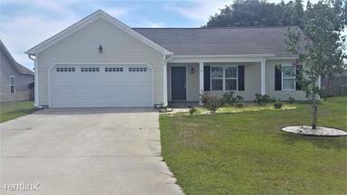 Main picture of 400 Amaryllis Ln