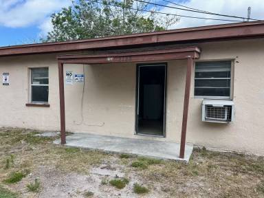 Main picture of 2122 32nd St