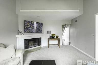 Main picture of 67 Groton Dr