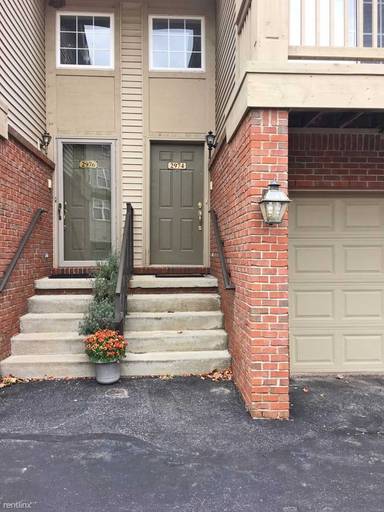 Main picture of 2974 Barclay Way
