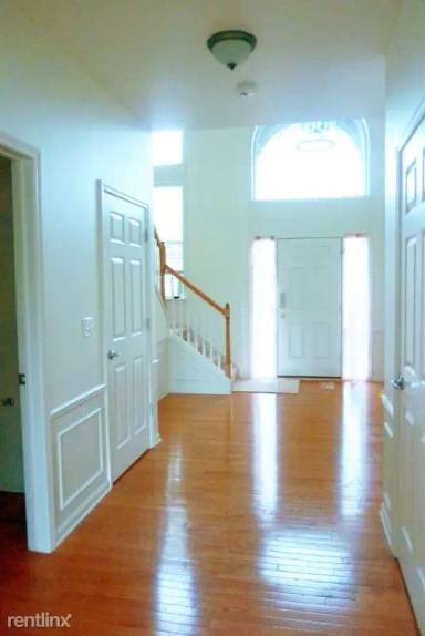 Main picture of 44944 Paine Dr