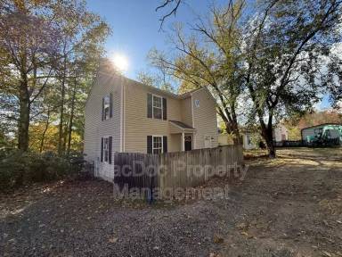 Main picture of 243 Cambridge St