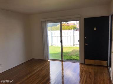 Main picture of 13746 Burbank Blvd