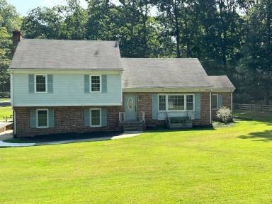 Main picture of 11901 Heathmere Cres