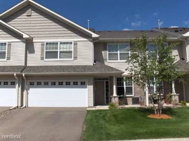 Main picture of 1540 Independence Dr