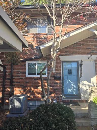 Main picture of 5528 W 97th St