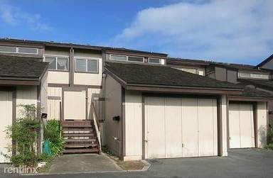 Main picture of 98-1062 Komo Mai Dr