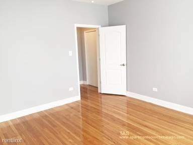 Main picture of 2956 N Washtenaw Ave