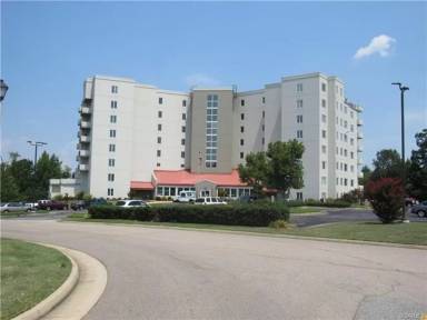 Main picture of 301 Beacon Ridge Dr