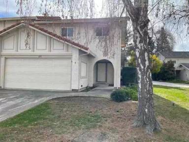 Main picture of 123 Brenton Ct