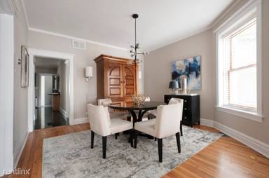 Main picture of 1442 W Irving Park Rd