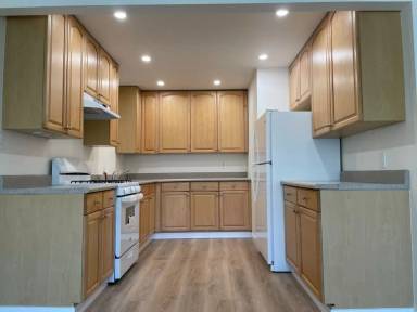 Main picture of 1248 N Cuyamaca St