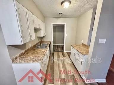 Main picture of 3588 Hendricks Ave
