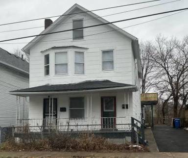 Main picture of 3125 W 16th St