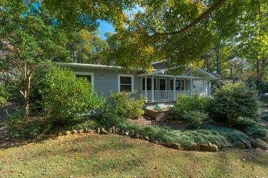Main picture of 803 Woodland Ave