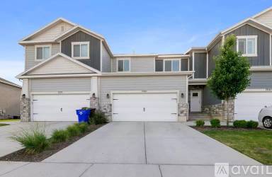 Main picture of 7227 N Clover Leaf Ln