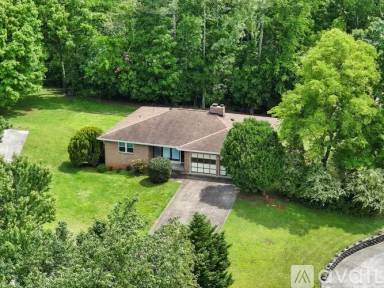 Main picture of 9518 Heathwood Dr