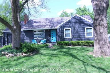 Main picture of 5739 Beverly Ln