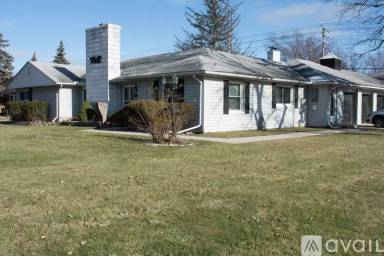 Main picture of 30260 Harper Ave