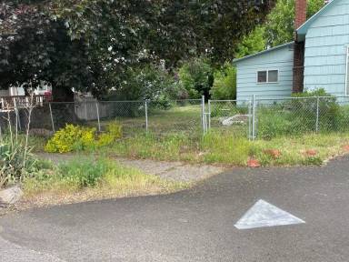 Main picture of 1323 Y Ave