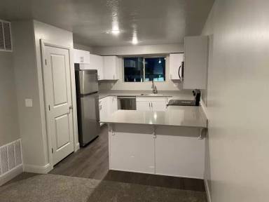 Main picture of 184 N Lone Rock Dr