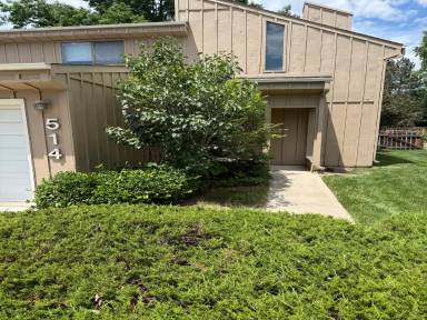 Main picture of 512 Strachan Dr