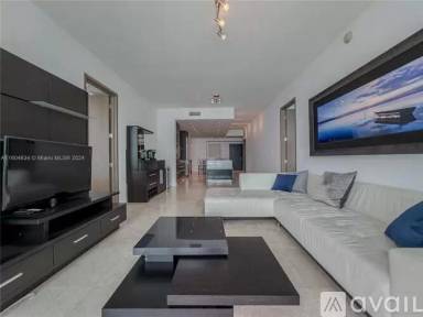 Main picture of 900 Biscayne Bay Condos