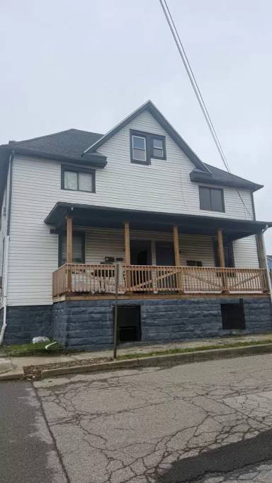 Main picture of 501 S Walnut St