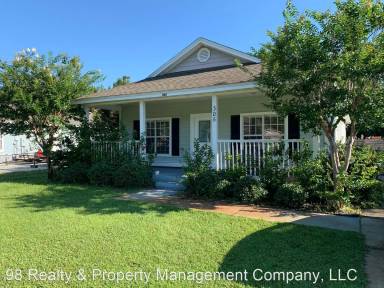 Main picture of 305 Hunters Rd