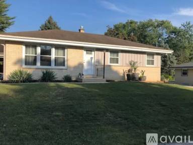 Main picture of 7514 S Lynhaven Dr