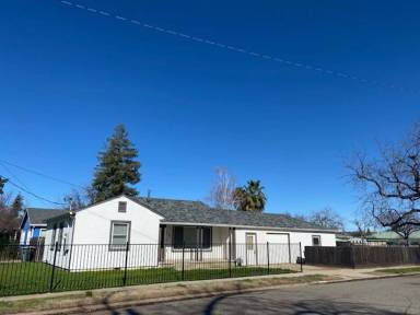Main picture of 756 Lee St