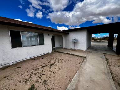 Main picture of 74077 Cactus Dr