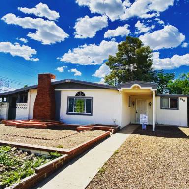 Main picture of 650 S Tudor Pl