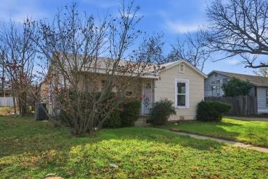 Main picture of 2857 S 5th St