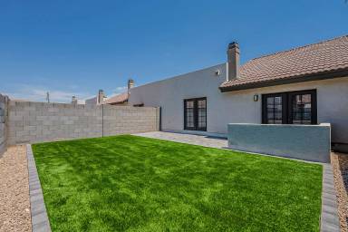 Main picture of 3025 N 24th Dr